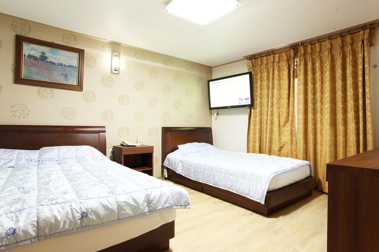 Bobos Hotel Чеджудо Экстерьер фото